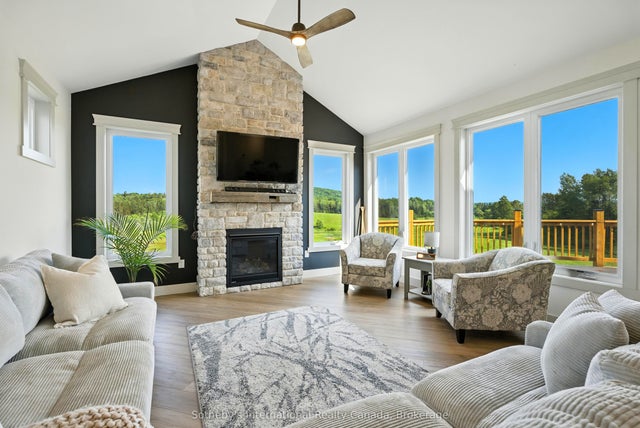 141 Three Mile Lake Road, Armour