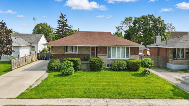 42 Bloomfield Avenue, St. Catharines