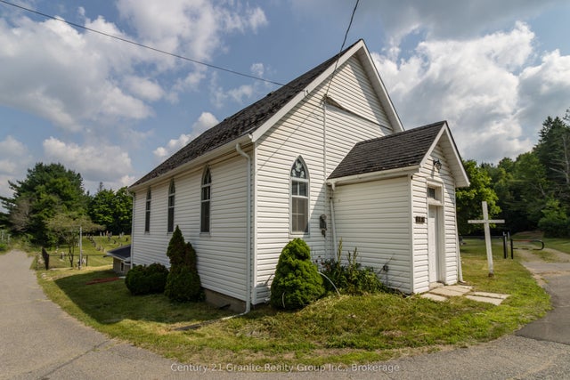 10961 Highway 118 N/a, Algonquin Highlands