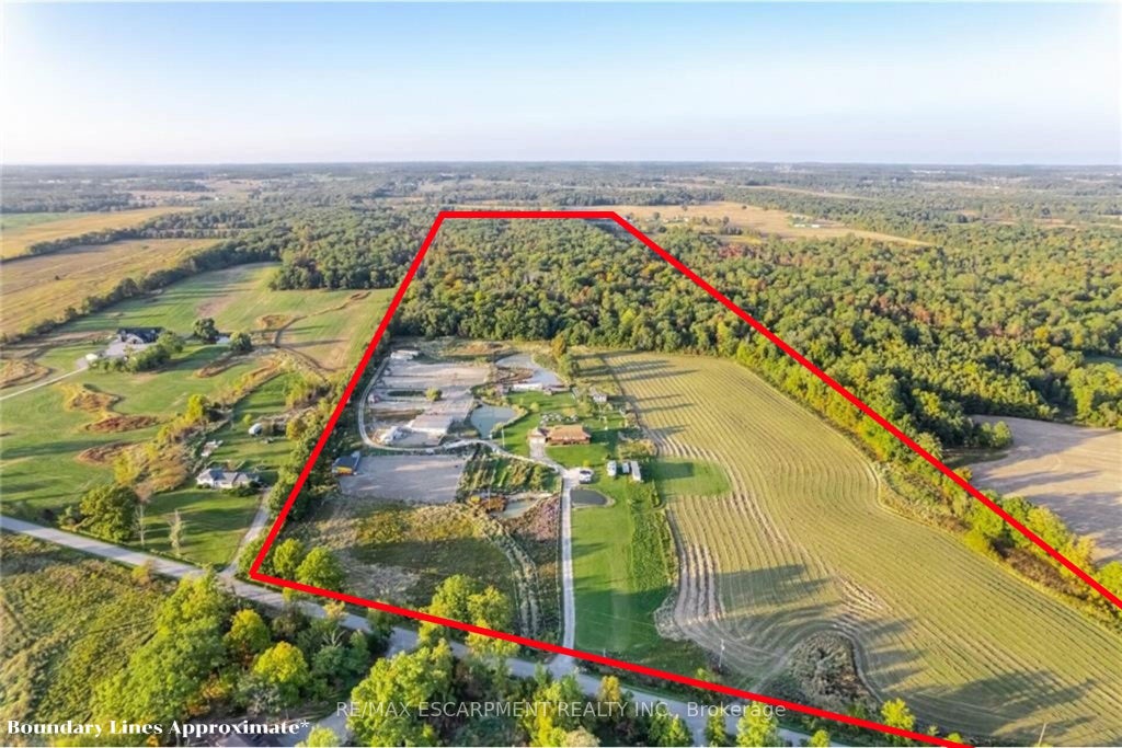 8299 Concession 2 Road, West Lincoln