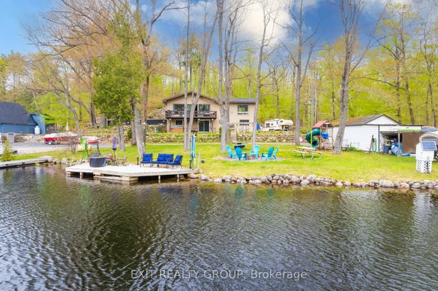 1058 Wellman Road, Frontenac