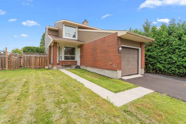 1631 Saxony Crescent, Cyrville - Carson Grove - Pineview