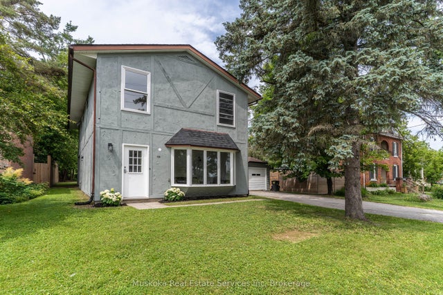 132 Mcmurray Street, Bracebridge