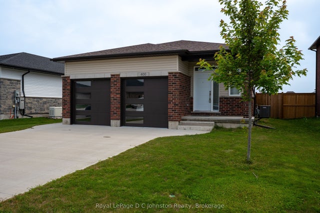 400 Mary Rose Avenue #1 & #2, Saugeen Shores
