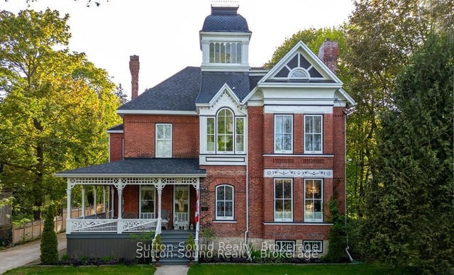 932 3rd Avenue W, Owen Sound