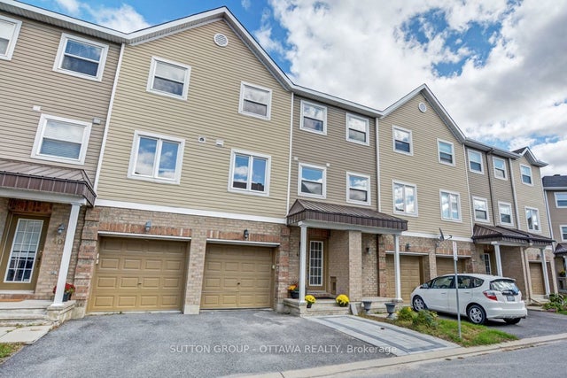408 Sadar Private, Barrhaven