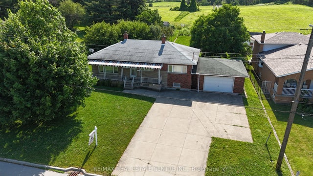 392 Upper Horning Road, Hamilton