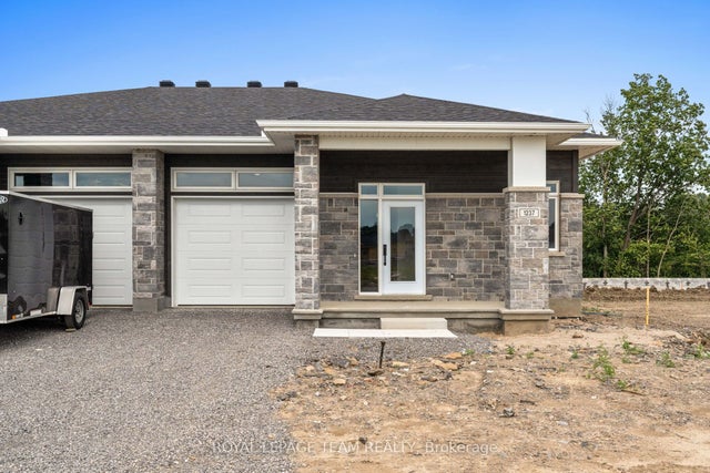 1039 Moore Street, Brockville