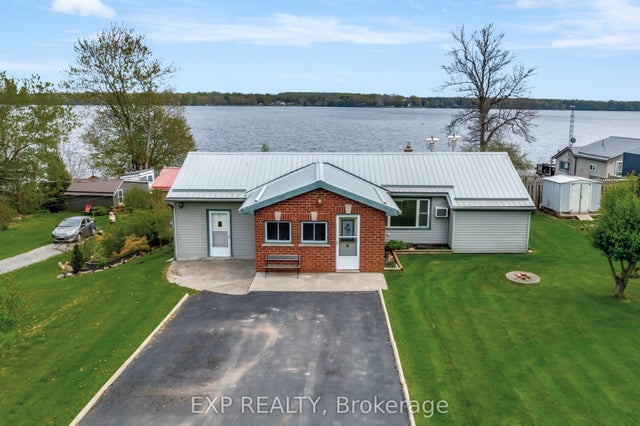 1083 Lakeside Drive, Prince Edward County