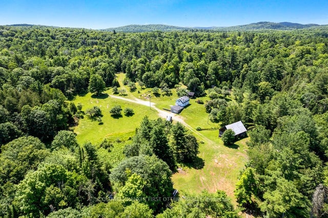 9252 Highway 511 Road, Lanark Highlands