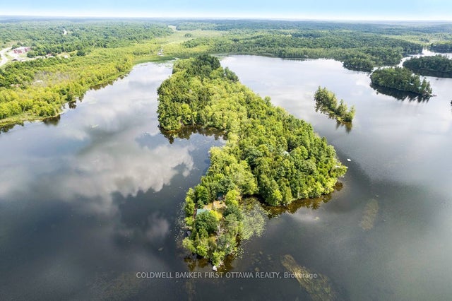 000 Graceys Island N/a, Frontenac