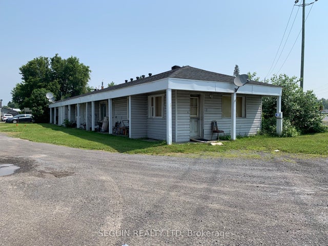 1000 County Rd 17 Road, Champlain
