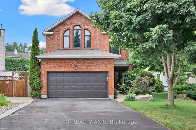 155 Longshire Circle, Barrhaven
