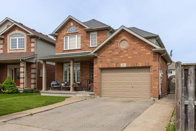 7 Honey Locust Circle, Thorold