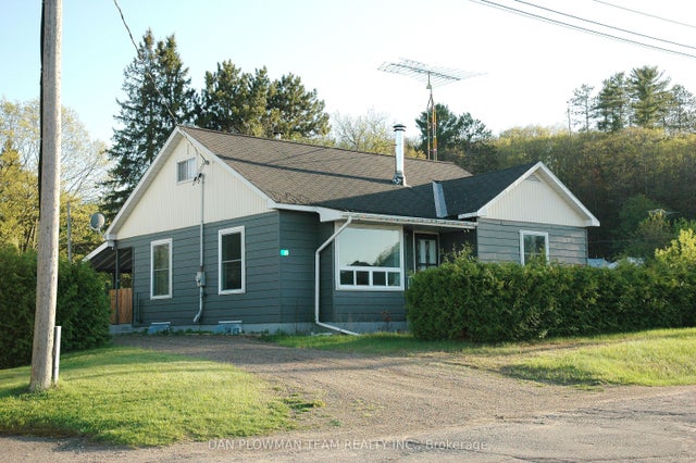 65 Inglis Street, Madawaska Valley