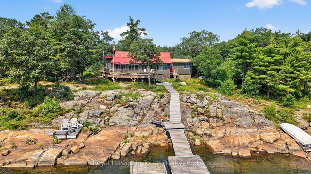 34 B320 Sans Souci Island, The Archipelago