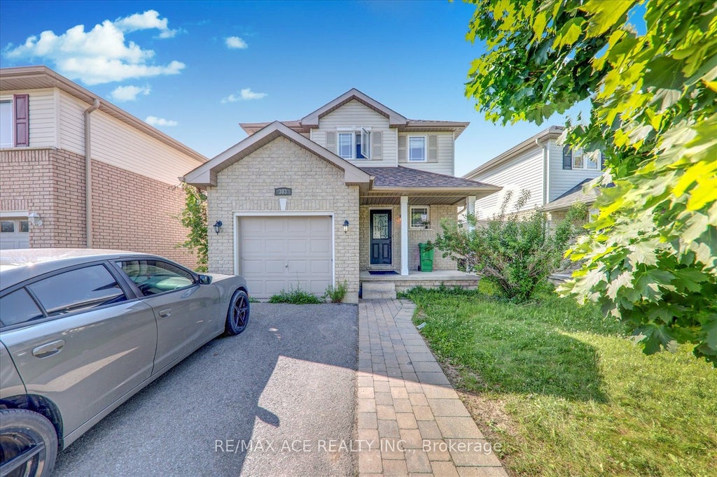 303 Spillsbury Drive, Peterborough West