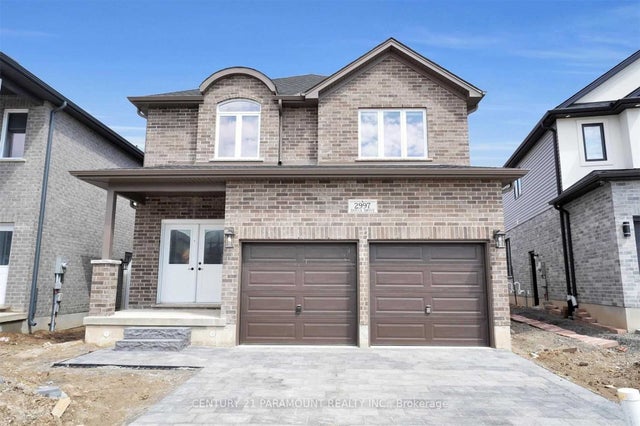 2997 Doyle Drive, London South