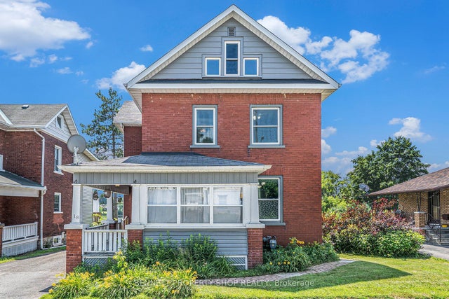 18 Queen Street, Smiths Falls