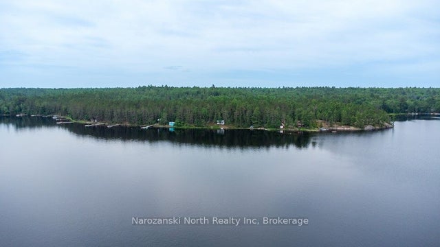 56 Eighteen Mile Island, French River