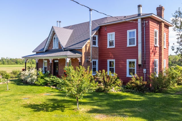 650 Concession 1 Road, Hawkesbury