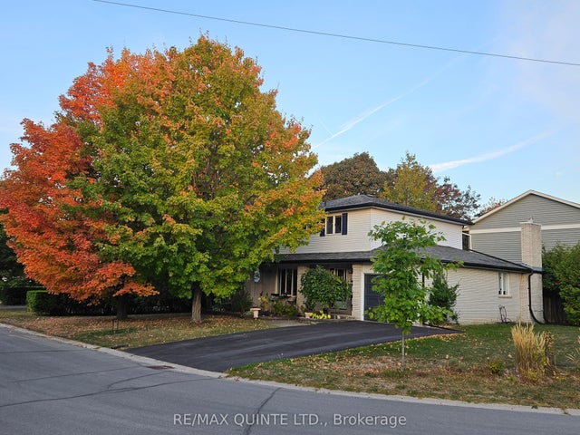 57 Kensington Crescent, Belleville