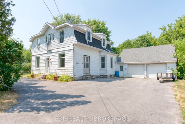 129 Dundas Street, Deseronto