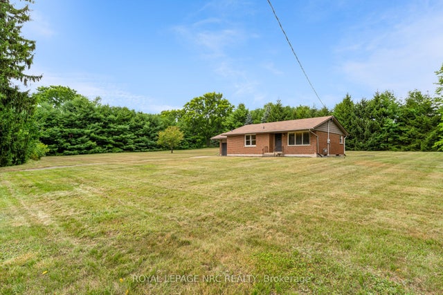 489 Memorial Drive, Pelham