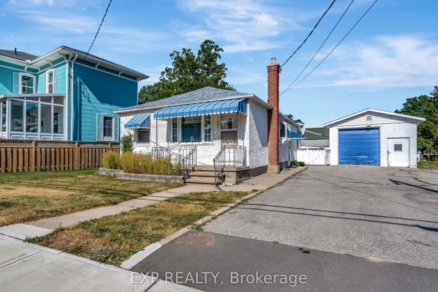 361 Picton Main Street, Prince Edward County