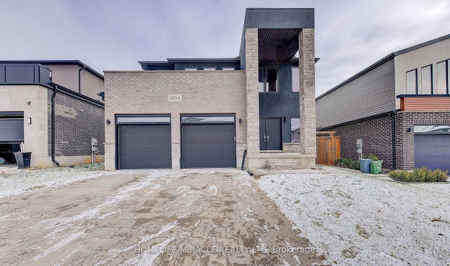 2194 Westpoint Heights, London South