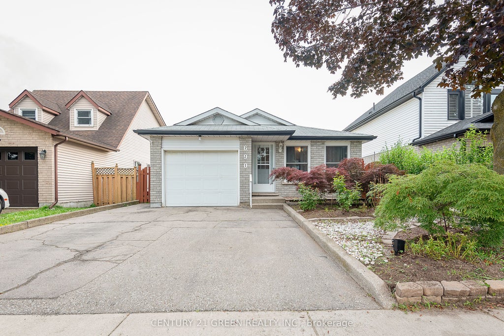 690 Elgin Street N Main, Cambridge