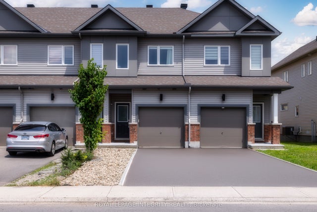 36 Mona Mcbride Drive, Arnprior
