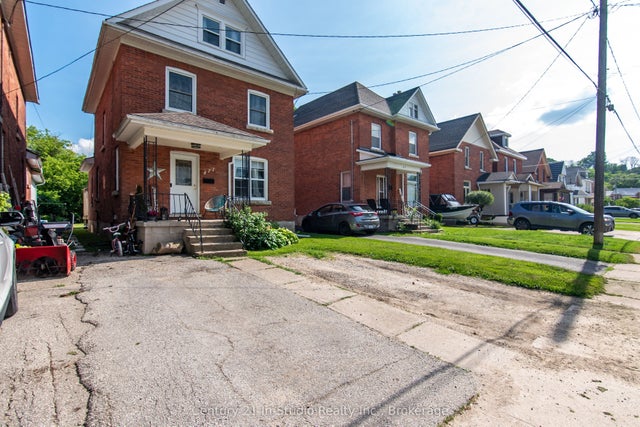 471 13th A Street W, Owen Sound