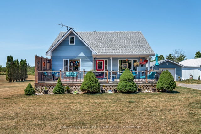 168 Schoolhouse Road, Prince Edward County
