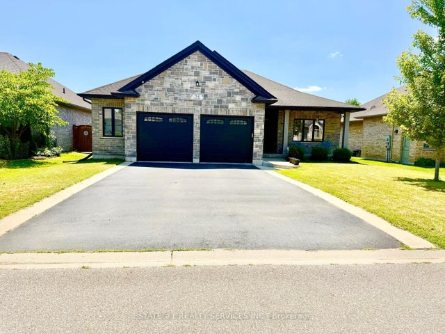 54 Tan Avenue, Norfolk