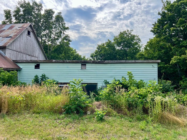 496 County Rd 10 Road, Prince Edward County