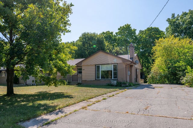 264 Trott Drive, London North