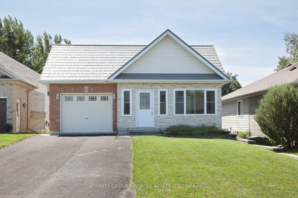 5 Susan Court, Kawartha Lakes