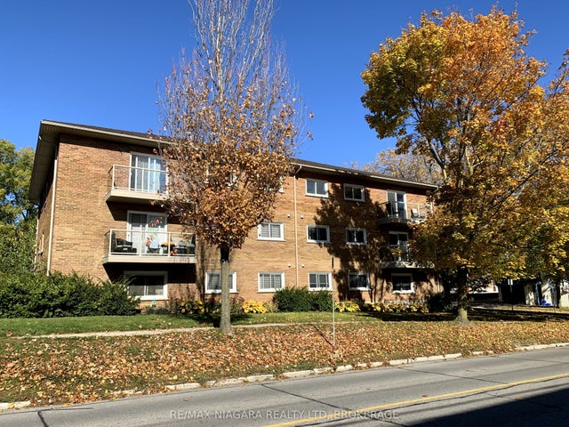 17 Simcoe Street, St. Catharines