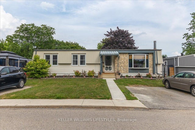 114 Pebble Beach Parkway, South Huron