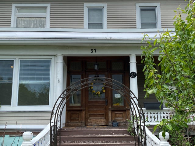 37 Picton Main Street A, Prince Edward County