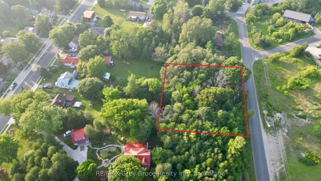 32 Helen Street, Northern Bruce Peninsula