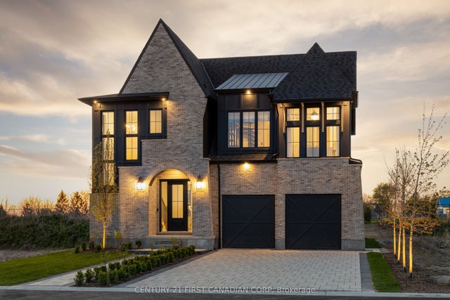 2166 Linkway Boulevard, London South