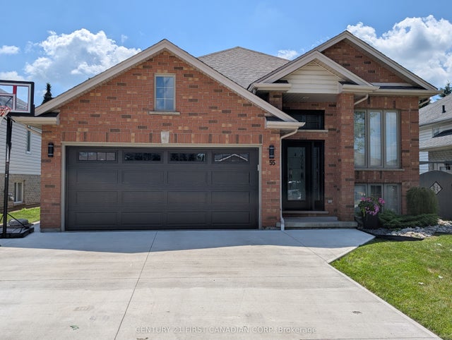 55 Queensway Drive, Strathroy-Caradoc