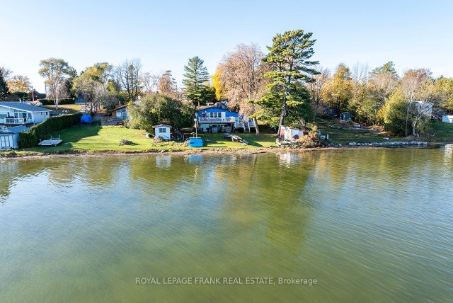 121 Ball Point Road, Kawartha Lakes
