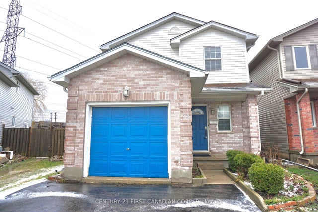 33 Phair Crescent, London South