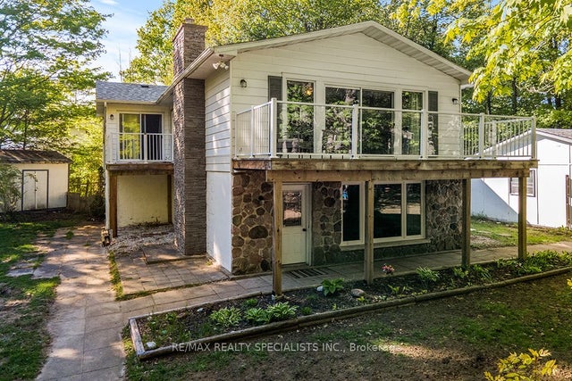6 Burton Crescent, South Bruce Peninsula