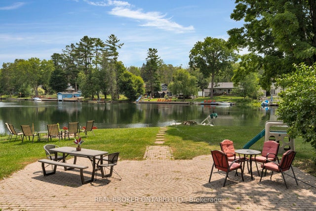 1002 Cowbell Lane, Gravenhurst