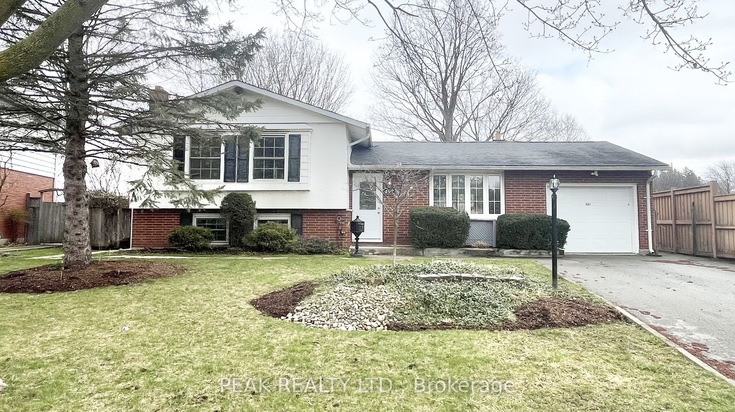 Photo of Listing #X12313741