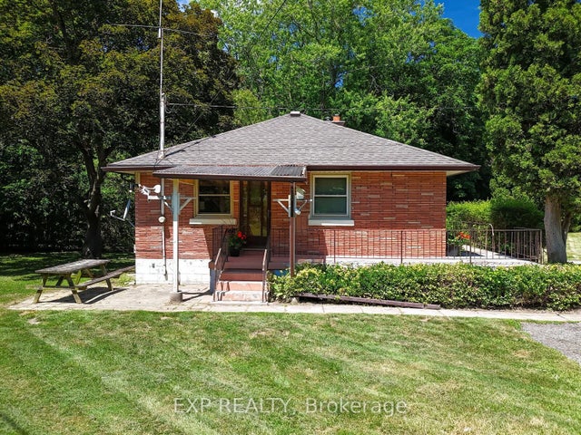73 & 77 Maud Street, Ingersoll